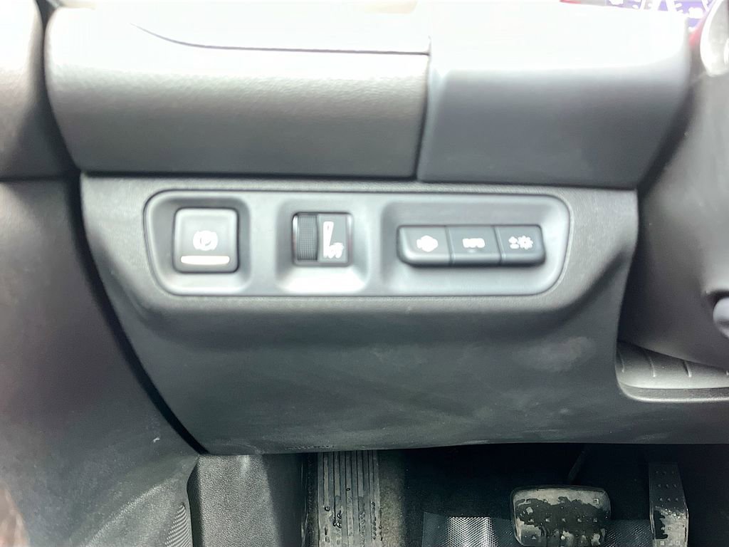 Used 2023 GMC Acadia Denali w/ Black Diamond Edition AWD/4WD image 10