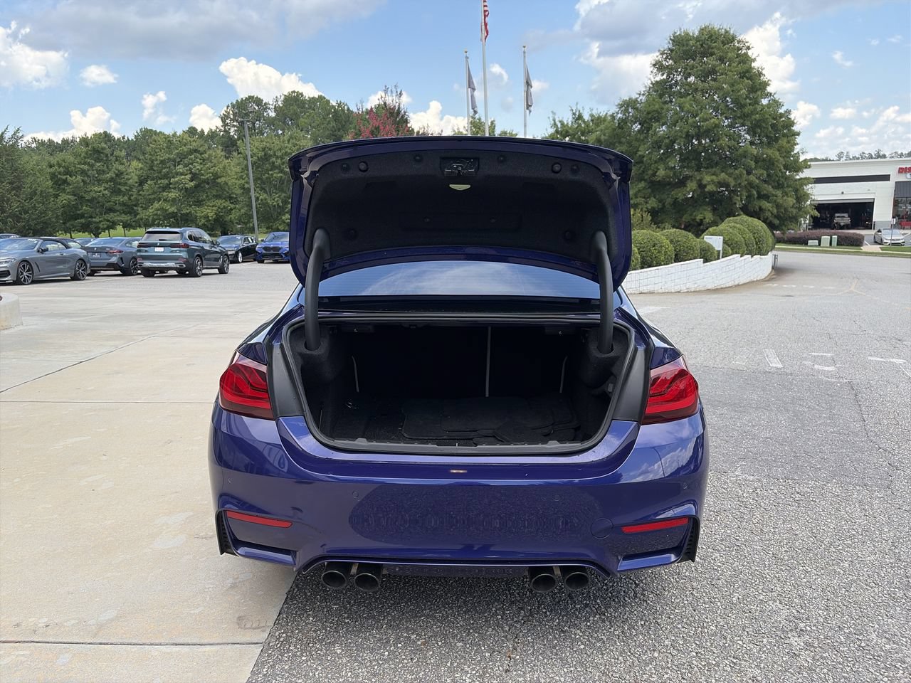 Used 2020 BMW M4 Coupe w/ Competition Package RWD image 33