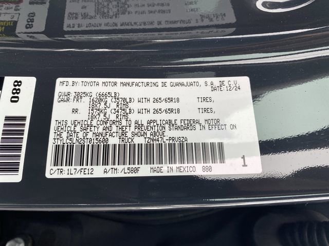 Used 2025 Toyota Tacoma TRD Sport w/ TRD Sport Upgrade Package image 45