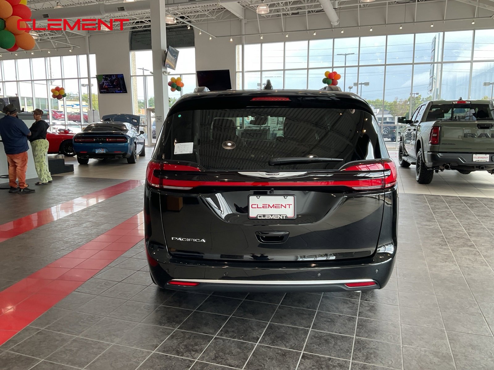 New 2026 Chrysler Pacifica Pinnacle image 5