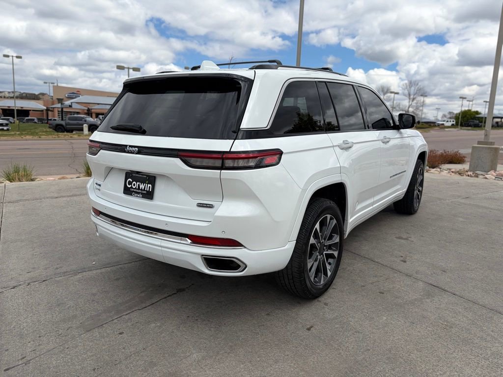 Used 2022 Jeep Grand Cherokee Overland AWD/4WD image 8