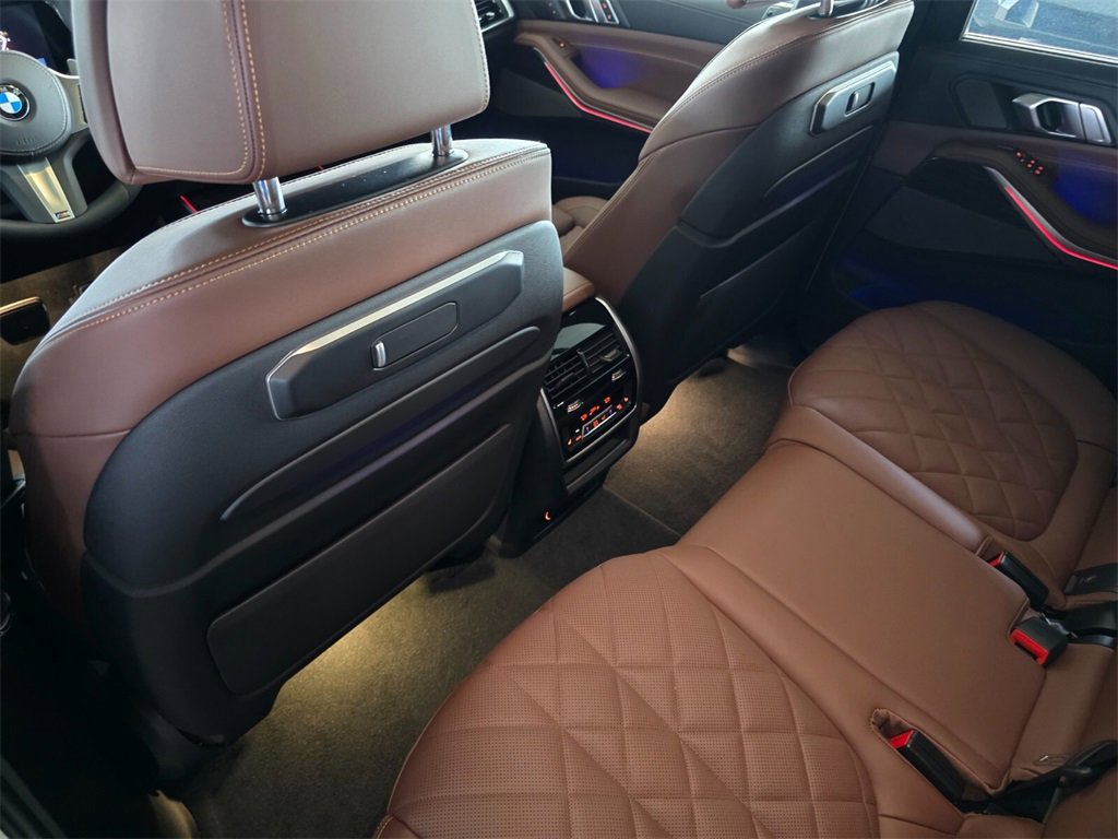 New 2026 BMW X7 xDrive40i w/ M Sport Package image 8