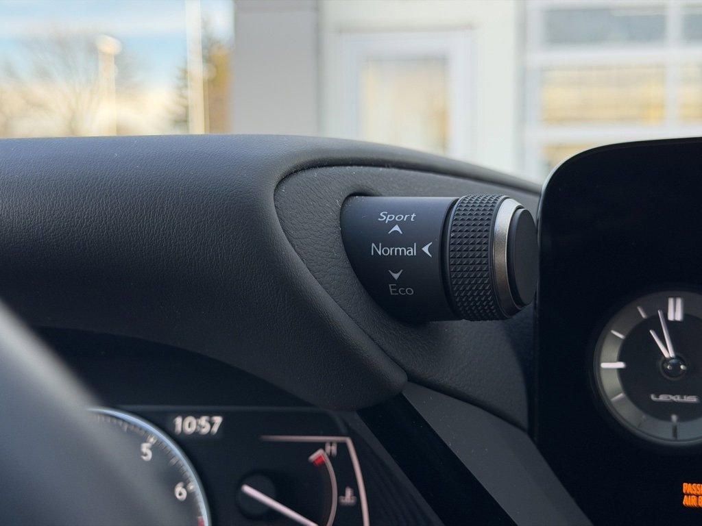 Used 2023 Lexus ES 350 Ultra Luxury image 37