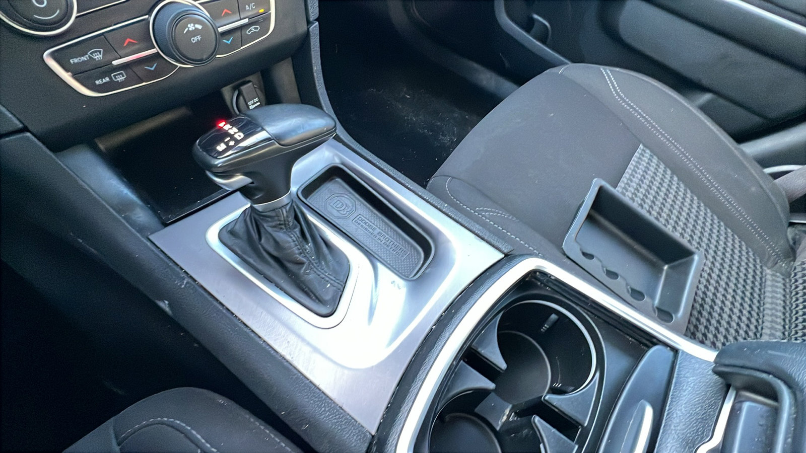 Used 2023 Dodge Charger SXT image 29