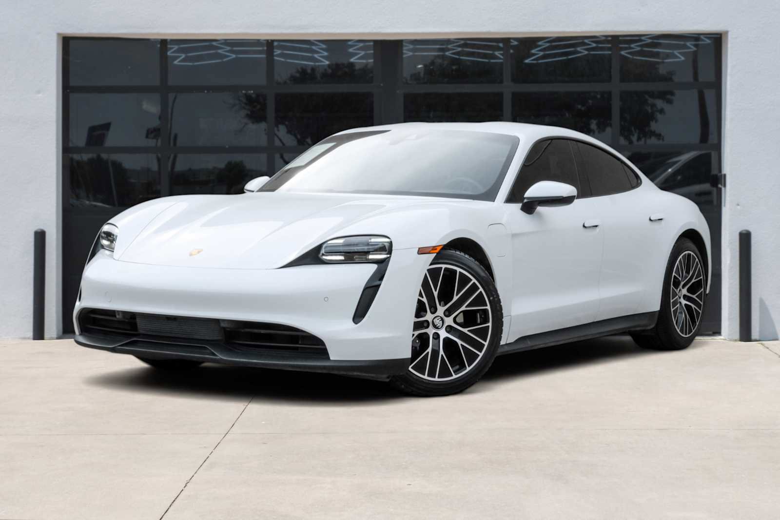 Used 2022 Porsche Taycan