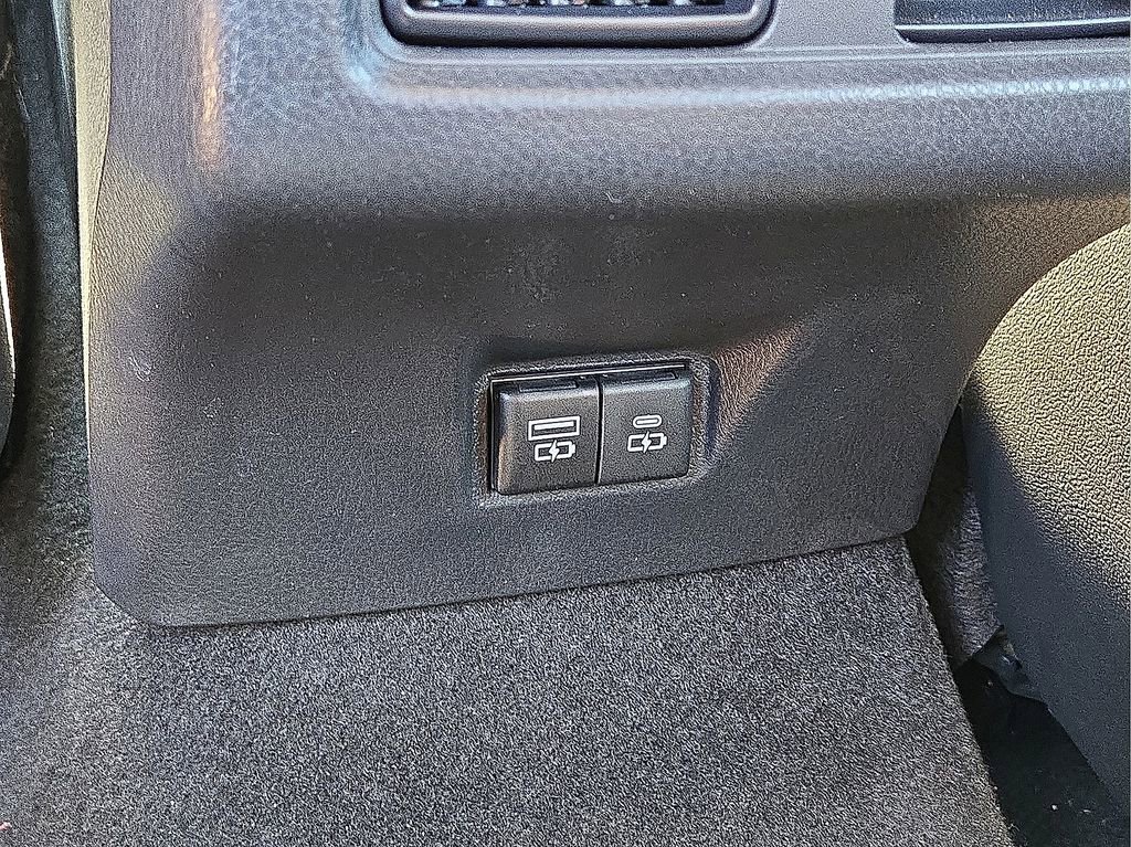 Used 2025 Toyota Camry LE image 17