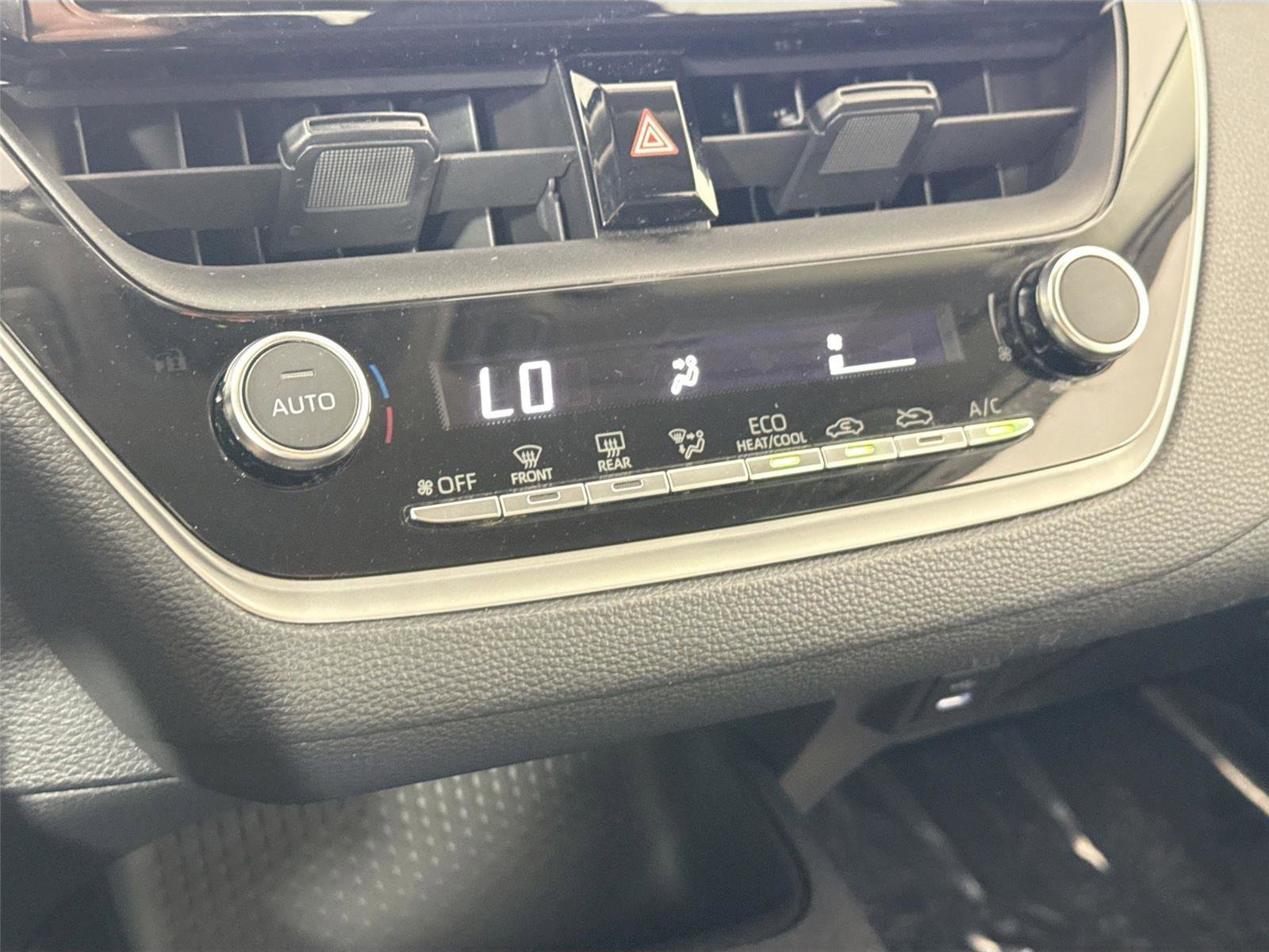 Used 2023 Toyota Corolla LE image 22