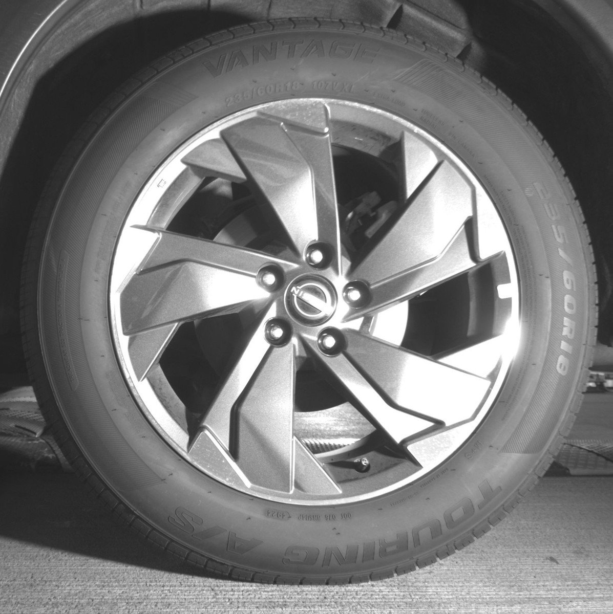Used 2025 Nissan Rogue SV FWD image 14