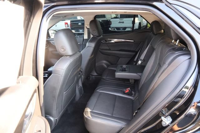 Used 2021 Buick Envision Essence w/ Sport Touring Package FWD image 10