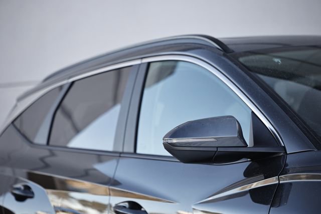 Used 2023 Hyundai Tucson SEL w/ Convenience Package image 3