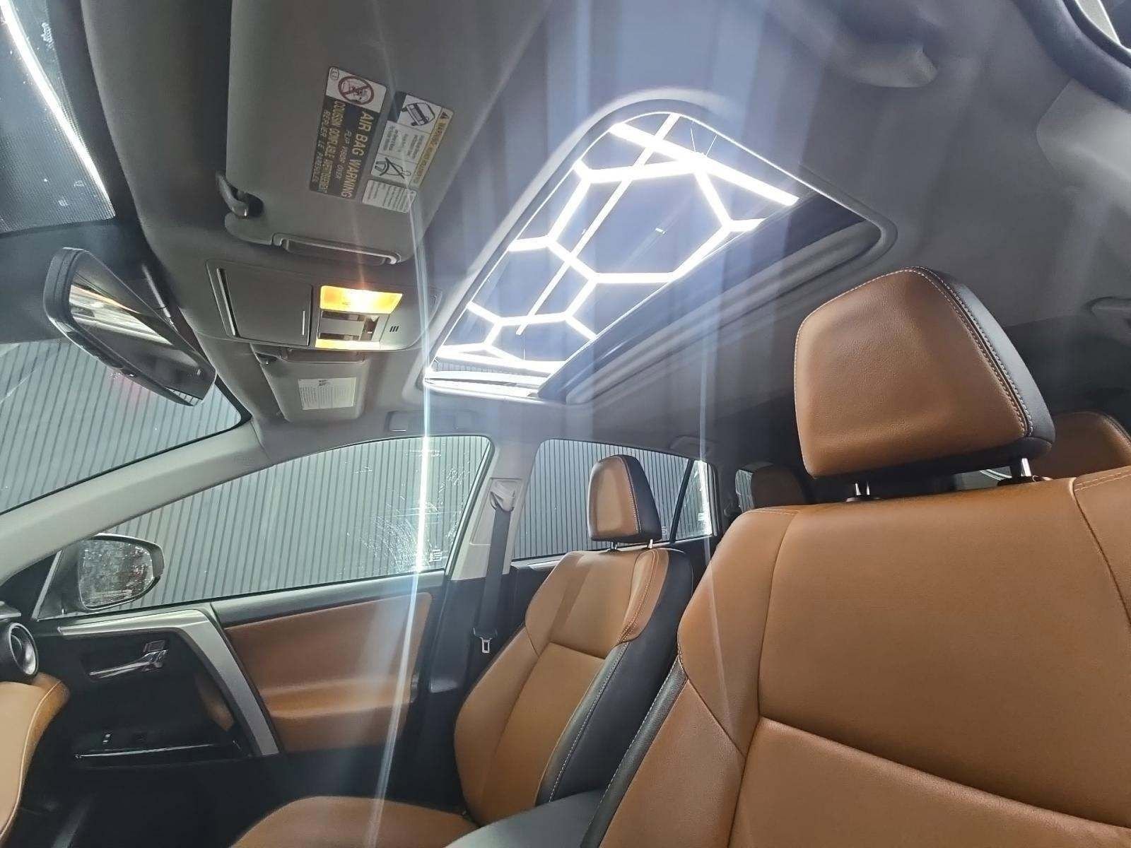 Used 2017 Toyota RAV4 Limited w/ Advanced Technology Package image 9