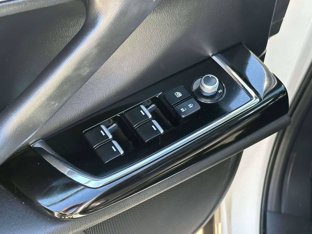 Used 2023 MAZDA CX-9 Touring AWD/4WD image 17