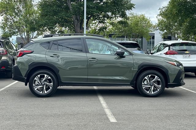 Used 2026 Subaru Crosstrek 2.0i Premium image 3