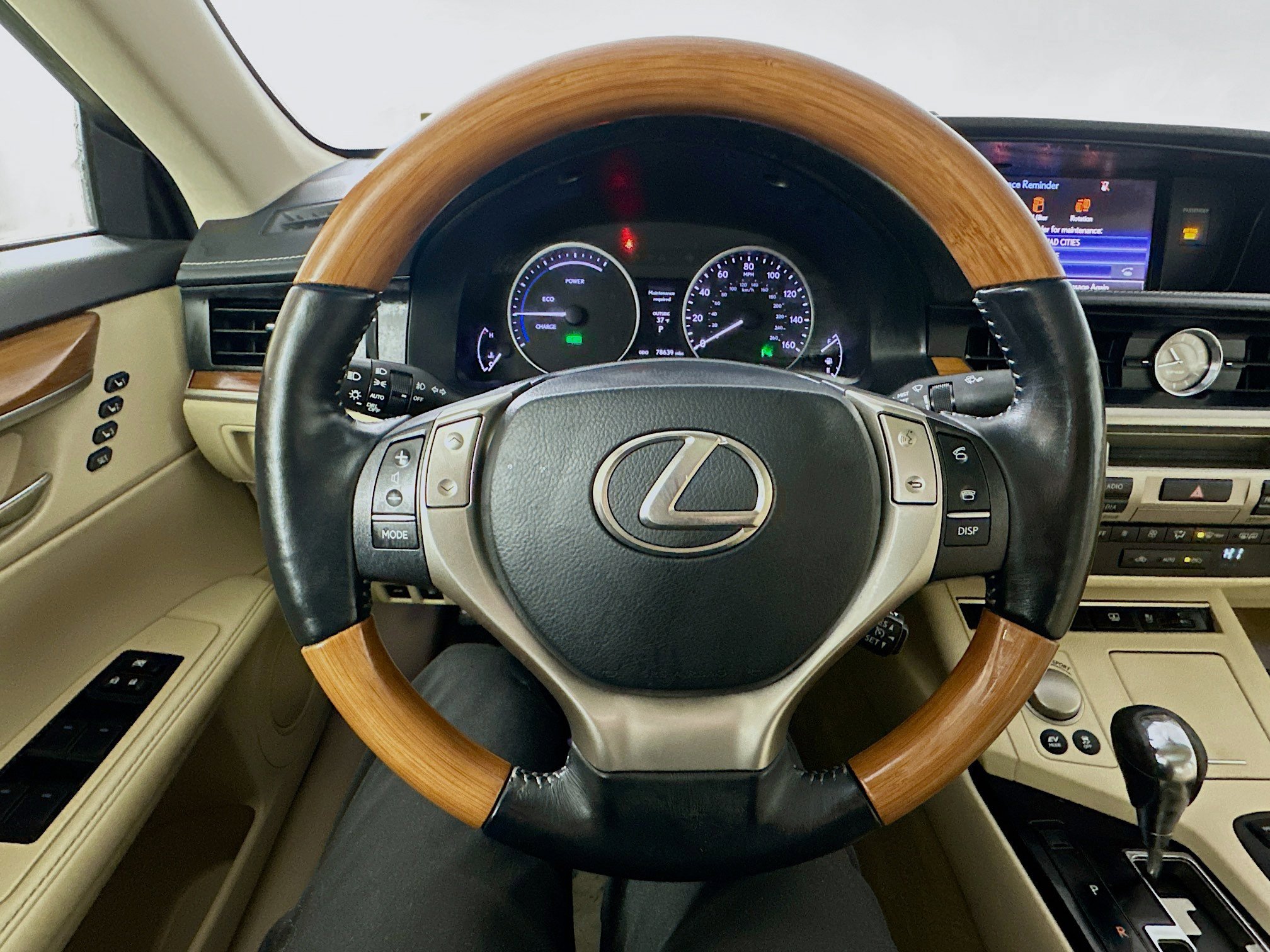 Used 2015 Lexus ES 300h image 11