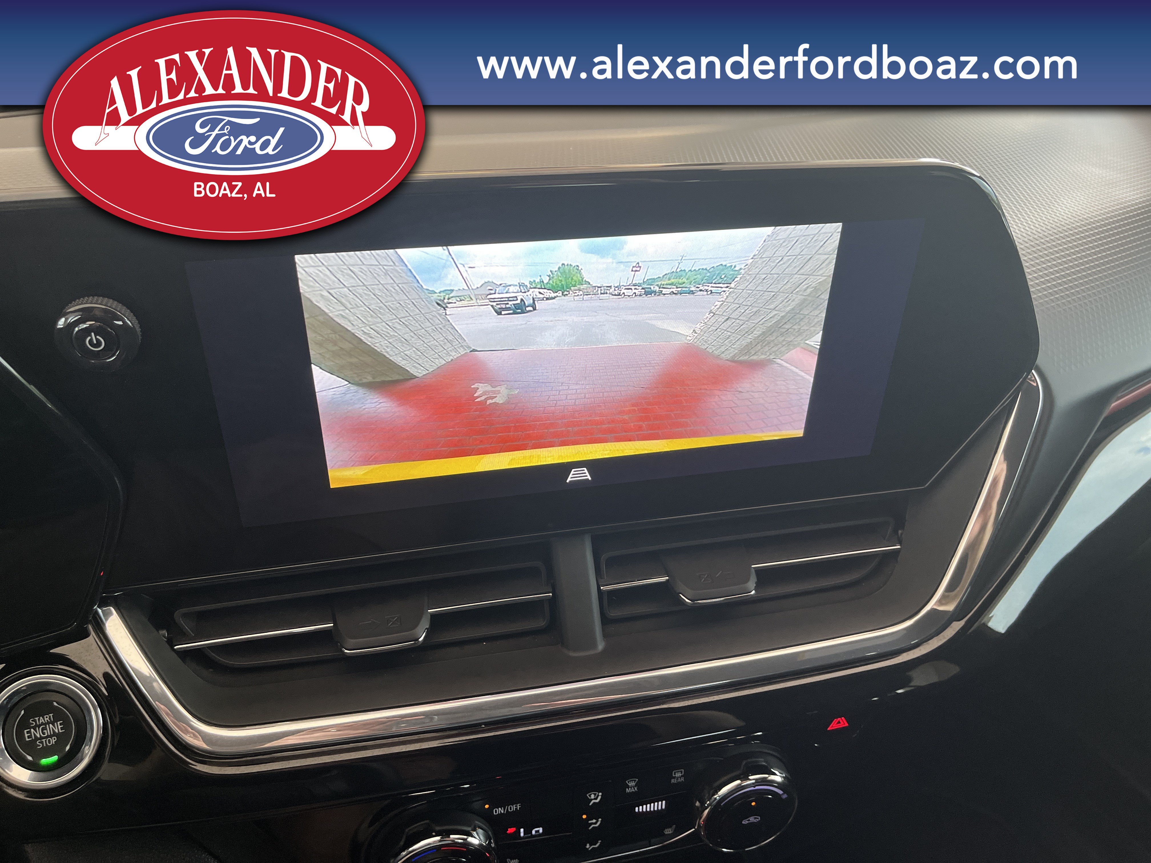 Used 2025 Chevrolet Trax RS w/ Sunroof Package FWD image 26