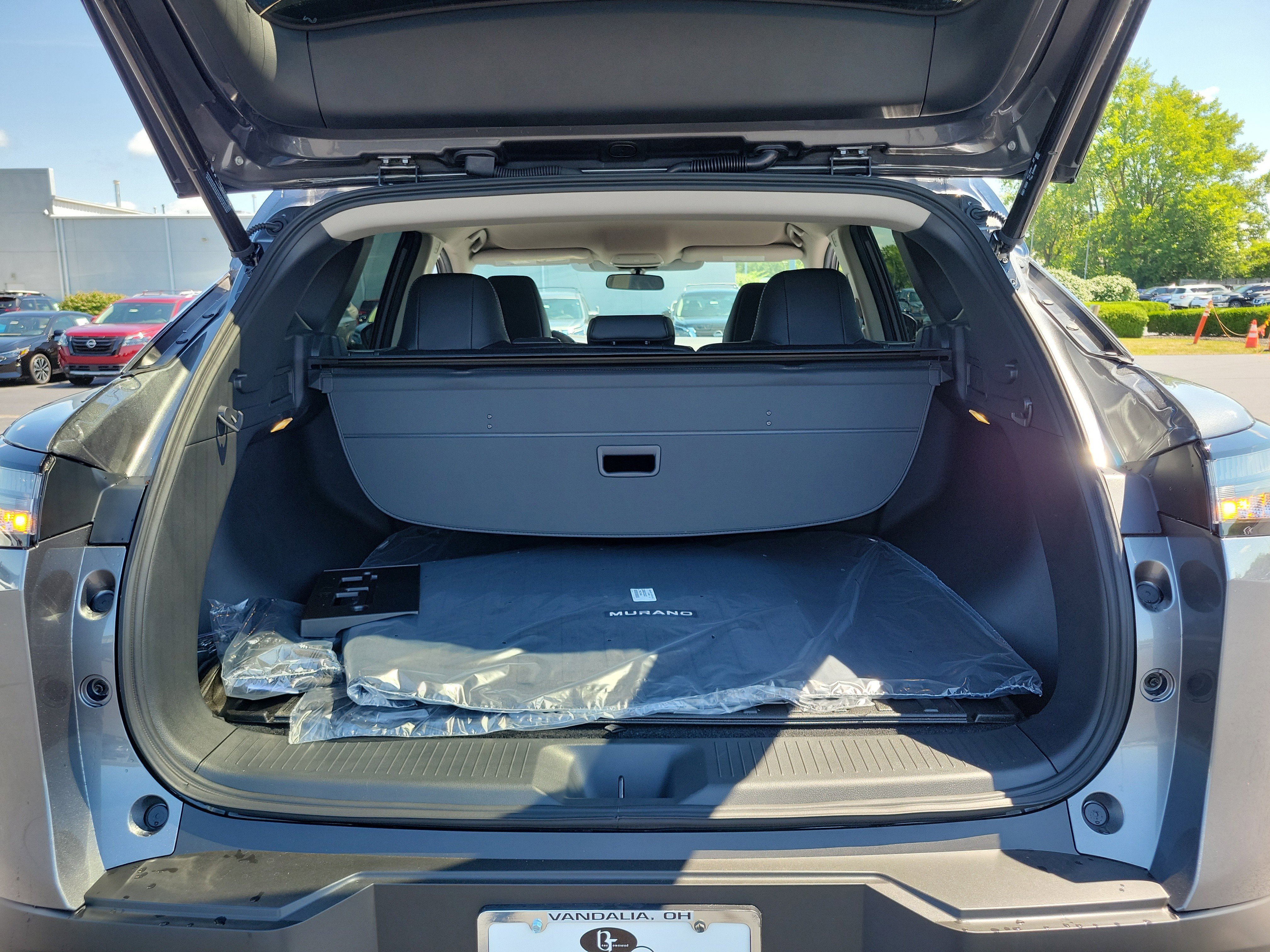 Used 2025 Nissan Murano SV w/ Cargo Package image 8