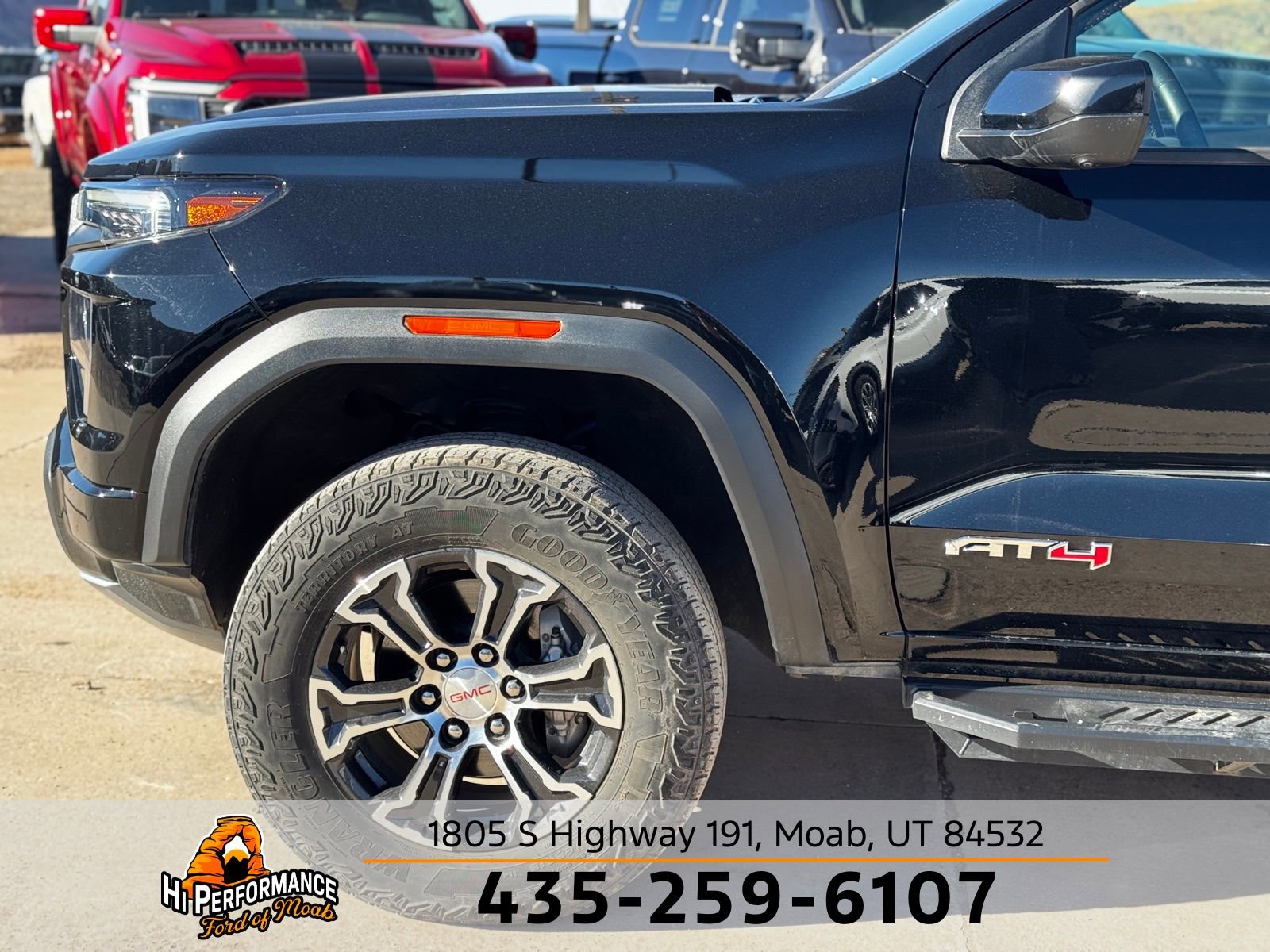 Used 2023 GMC Canyon AT4 w/ AT4 Premium Package image 12