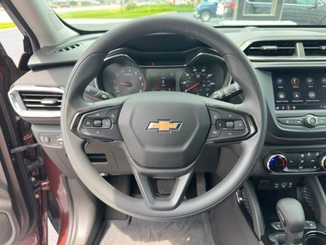 Used 2022 Chevrolet TrailBlazer LT w/ Driver Confidence Package FWD image 18