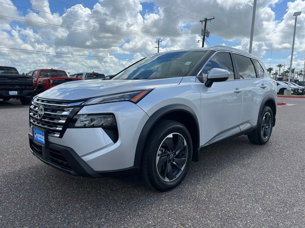 Certified 2024 Nissan Rogue SV w/ SV Premium Package FWD image 3