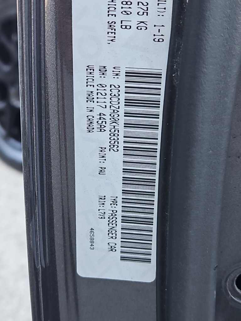 Used 2019 Dodge Challenger SXT RWD image 27