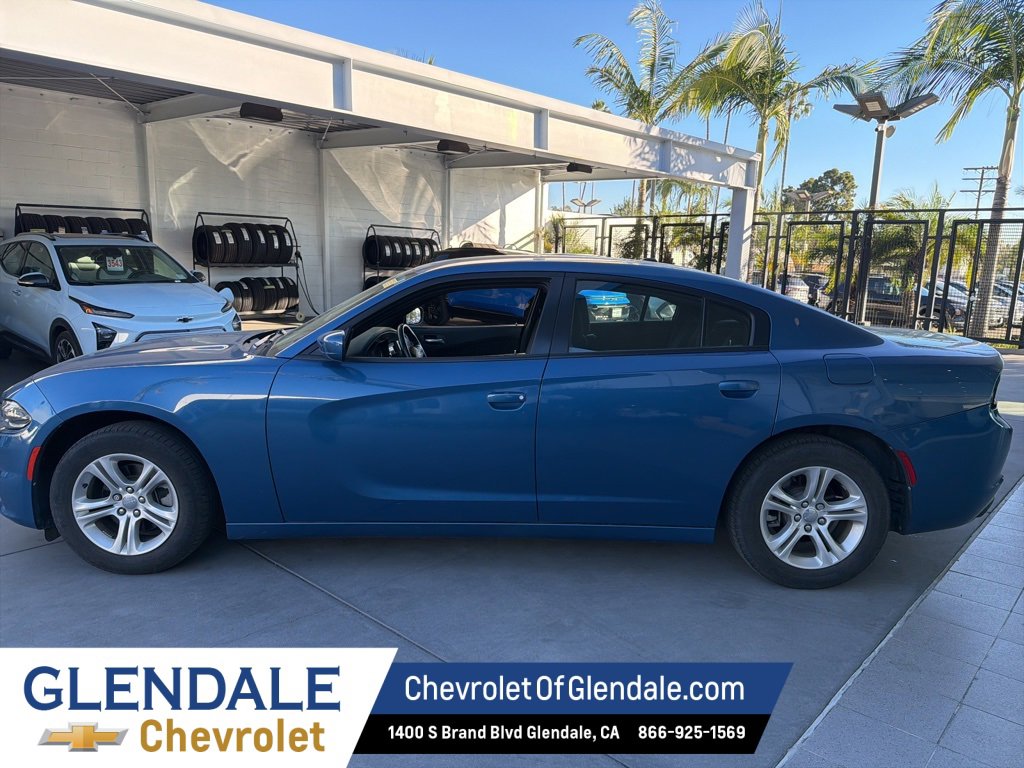 Used 2021 Dodge Charger SXT image 4