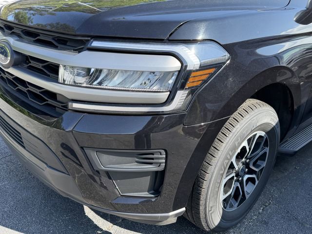 Used 2024 Ford Expedition Max XLT AWD/4WD image 3