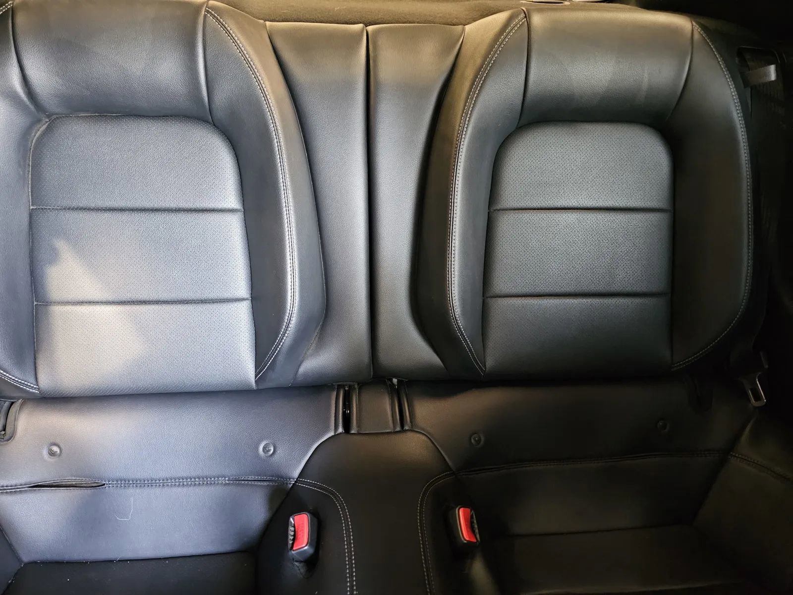 Used 2015 Ford Mustang GT Premium RWD image 8
