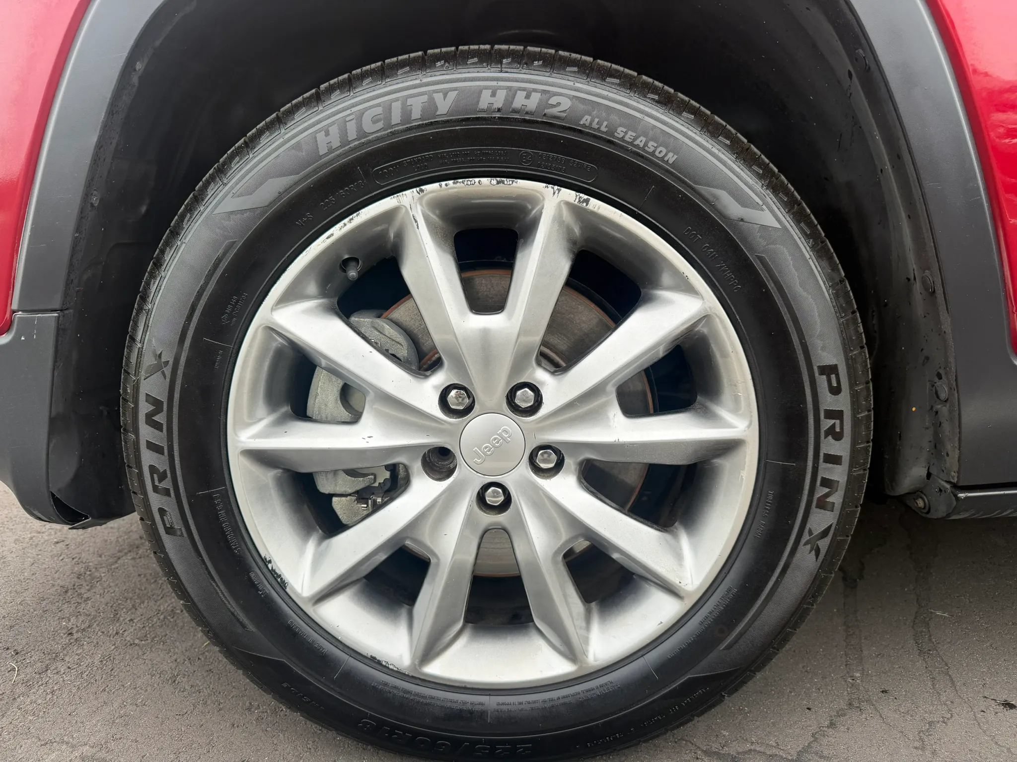 Used 2017 Jeep Cherokee Limited AWD/4WD image 25
