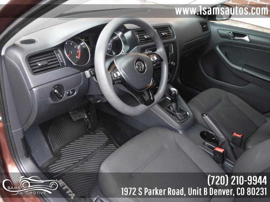 Used 2016 Volkswagen Jetta S image 34