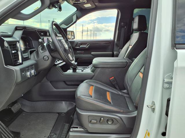 Used 2024 GMC Sierra 1500 AT4 w/ Technology Package AWD/4WD image 19