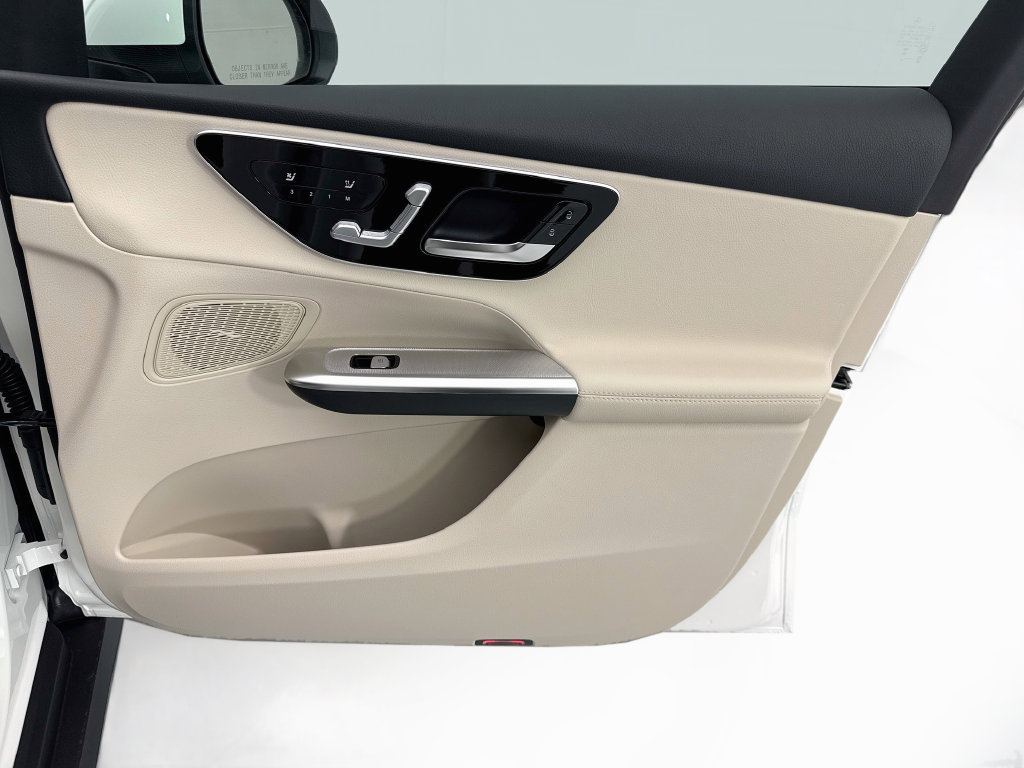 Certified 2026 Mercedes-Benz GLC 300 image 23