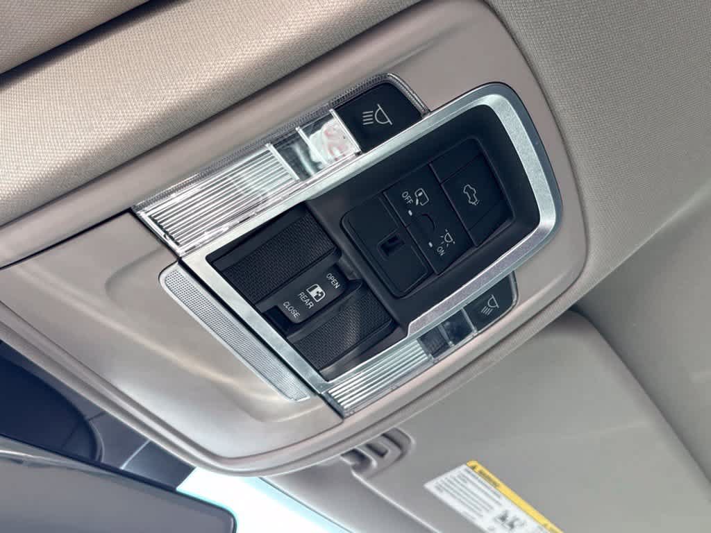 Used 2022 RAM 1500 Laramie RWD image 19