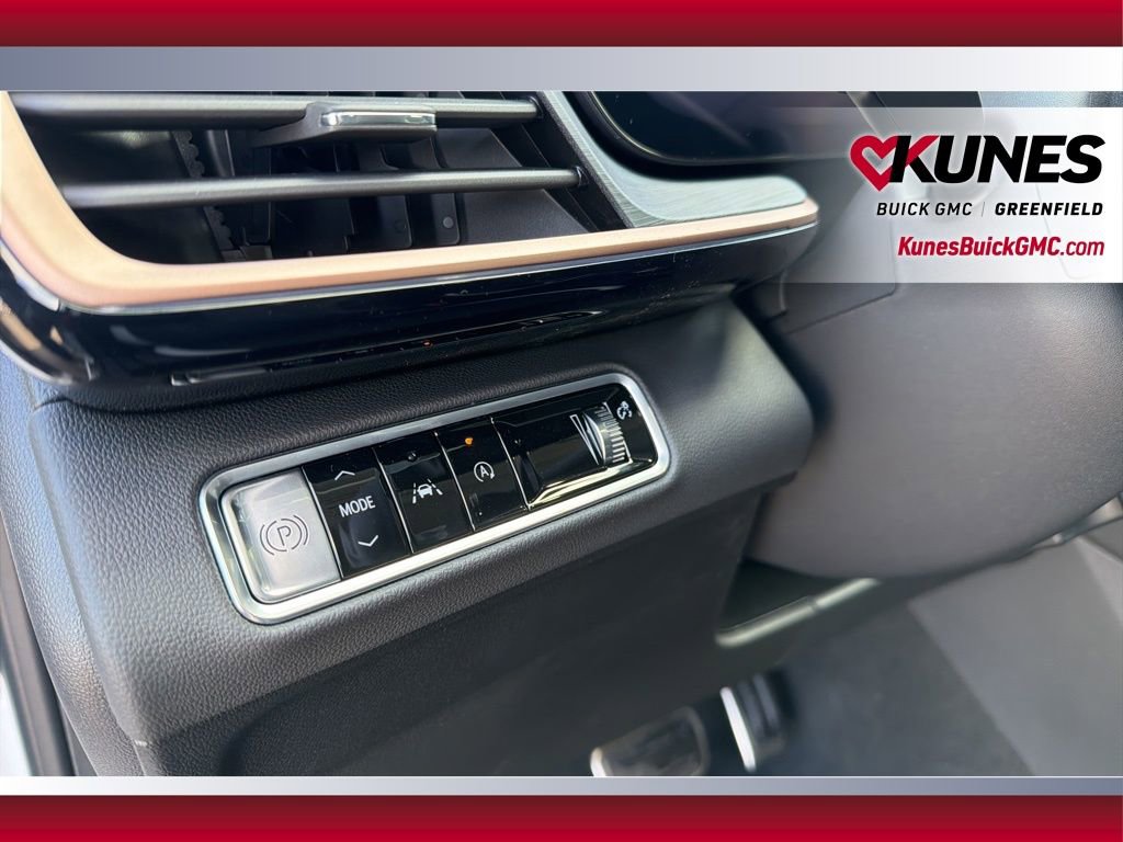 New 2026 Buick Envision Sport Touring image 18