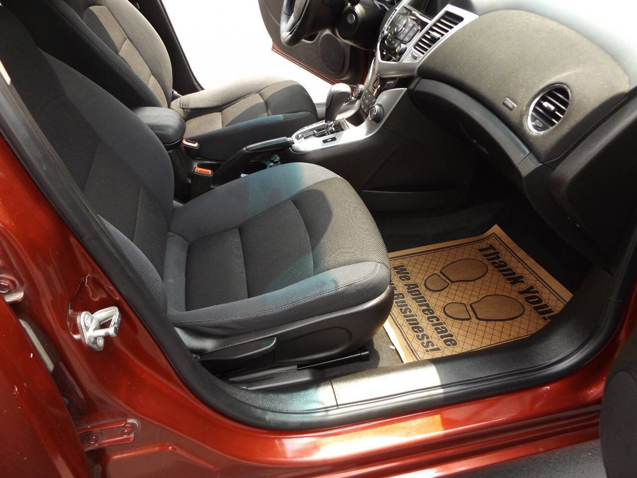 Used 2016 Chevrolet Cruze LT image 21