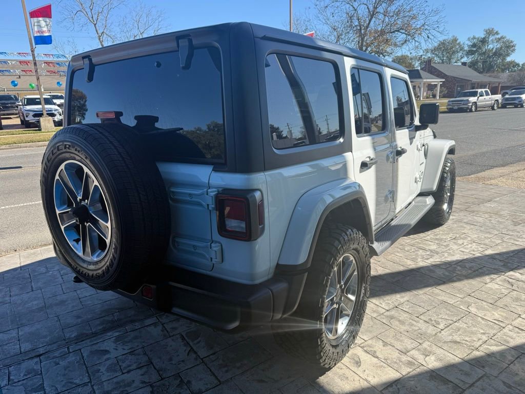 Used 2019 Jeep Wrangler Unlimited Sahara image 4