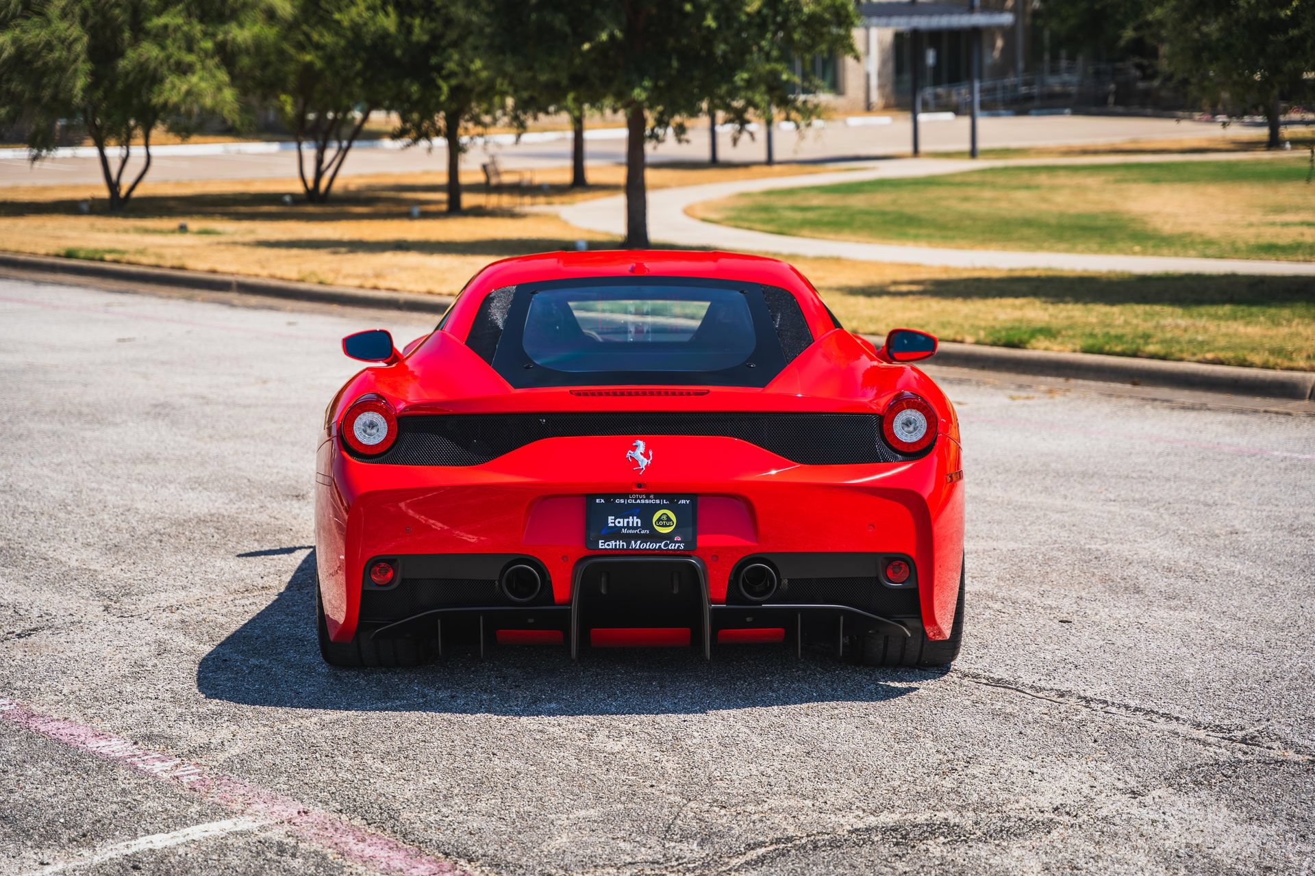 Used 2015 Ferrari 458 Speciale Coupe RWD image 8