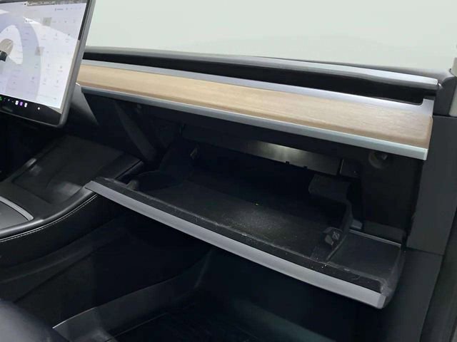 Used 2023 Tesla Model 3 Standard Range image 62