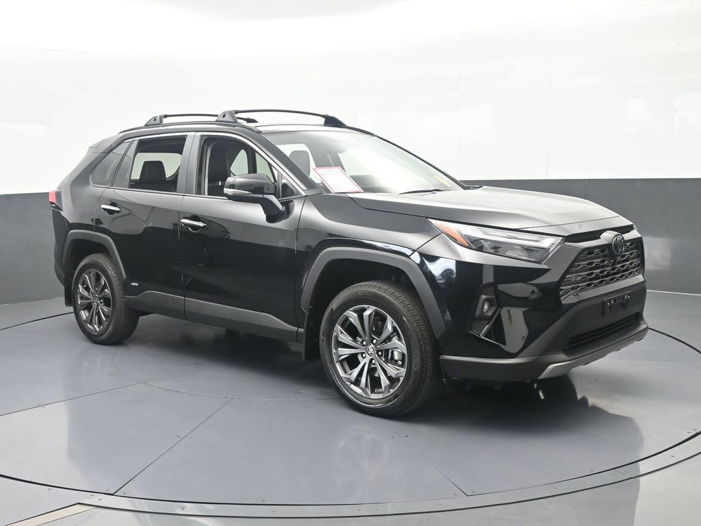Used 2025 Toyota RAV4 Limited w/ Advanced Technology Package AWD/4WD image 8
