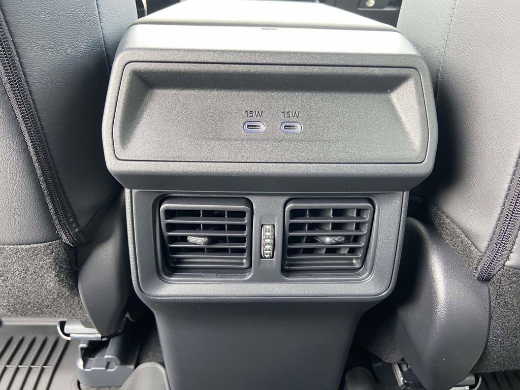 New 2026 Toyota RAV4 XSE AWD/4WD image 18
