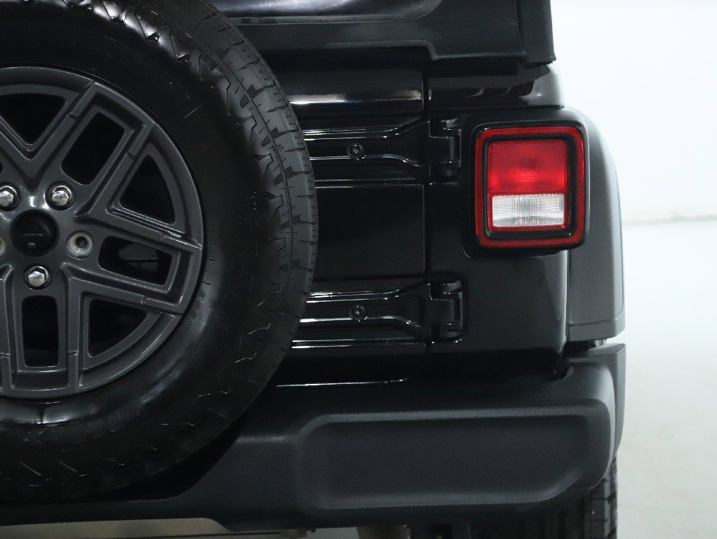 Used 2024 Jeep Wrangler Sport S image 41