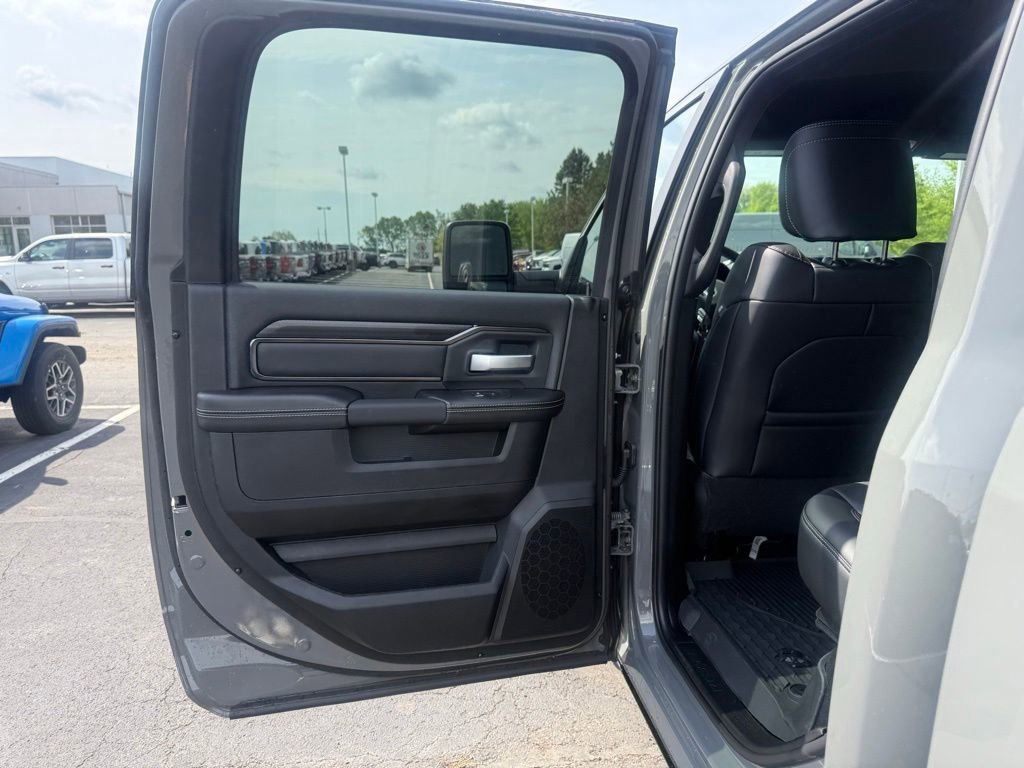 New 2026 RAM 2500 Rebel w/ Rebel Level 2 Equipment Group AWD/4WD image 32