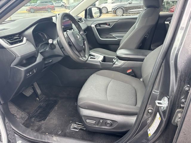 Used 2024 Toyota RAV4 XLE AWD/4WD image 9