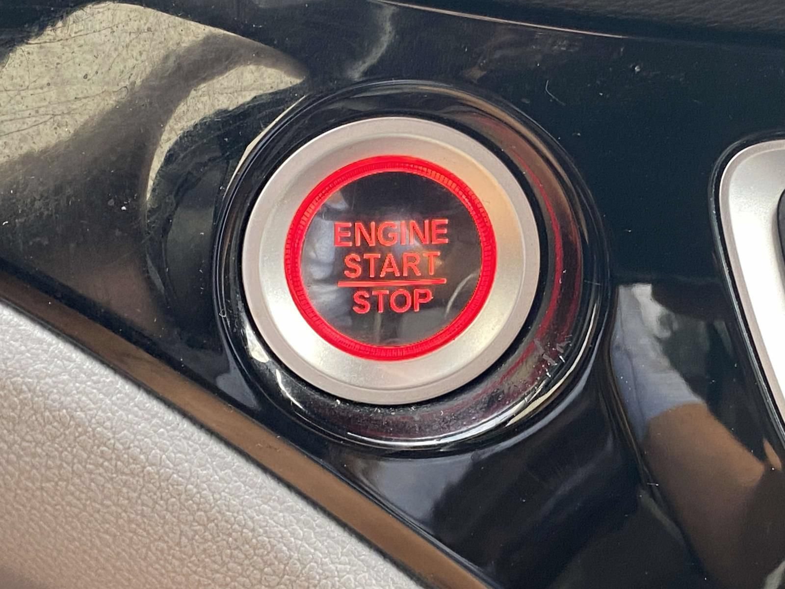 Used 2019 Honda Pilot Elite image 28