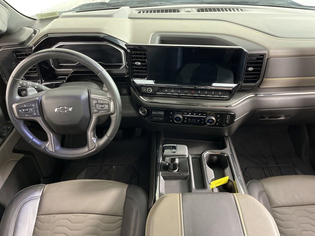 Used 2024 Chevrolet Silverado 1500 ZR2 w/ Technology Package AWD/4WD image 5