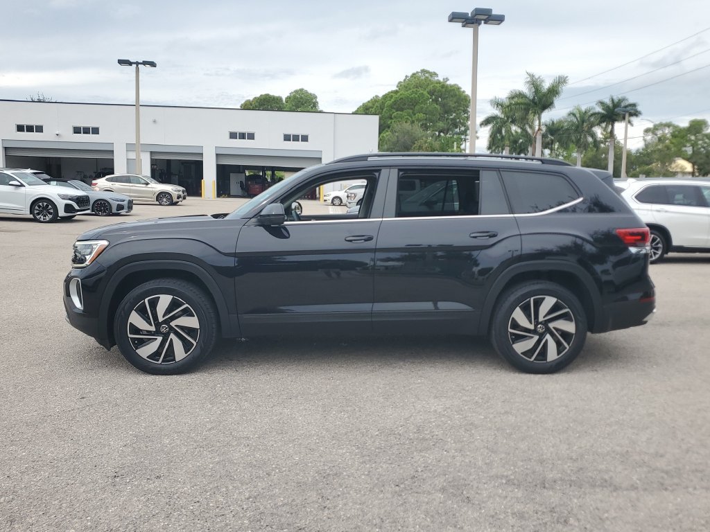 Certified 2024 Volkswagen Atlas SE FWD image 8