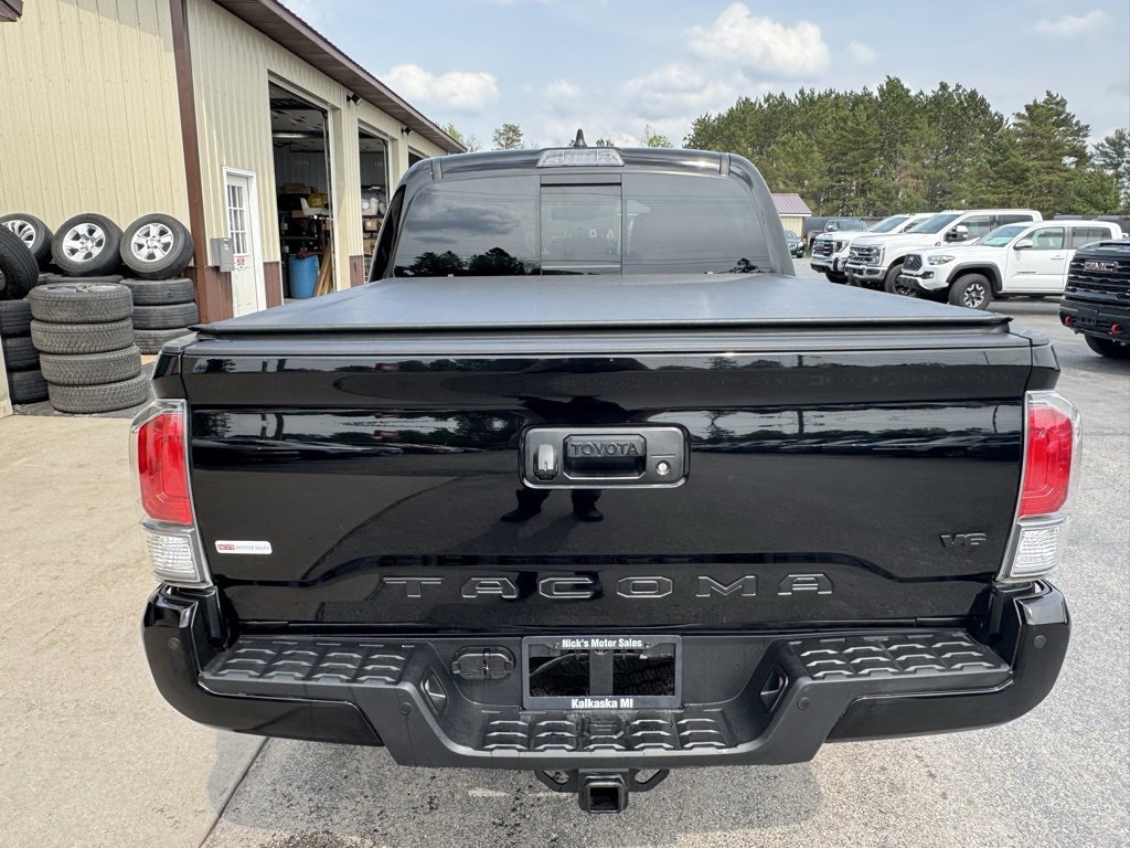 Used 2023 Toyota Tacoma TRD Off-Road w/ Technology Package image 4