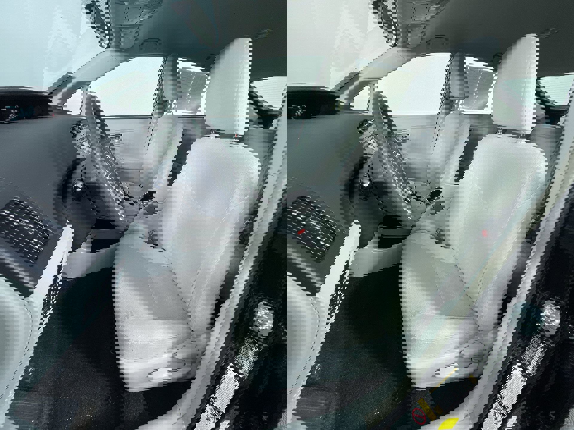 Used 2015 Toyota Prius Two image 15