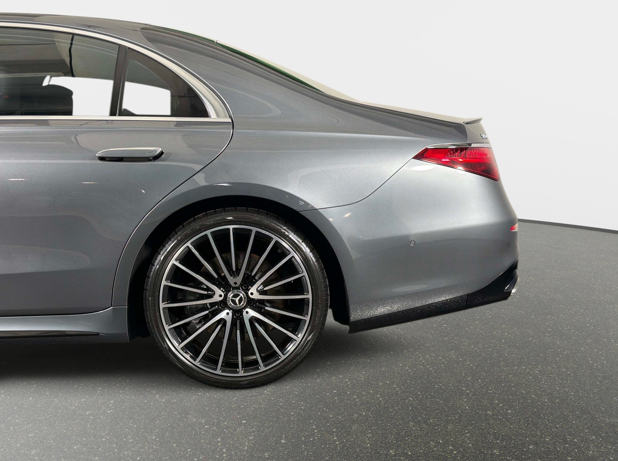 Used 2022 Mercedes-Benz S 580 4MATIC Sedan image 12
