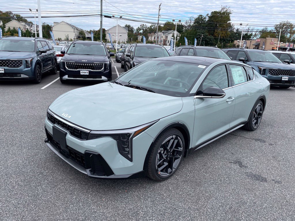 New 2026 Kia K4 EX FWD image 1