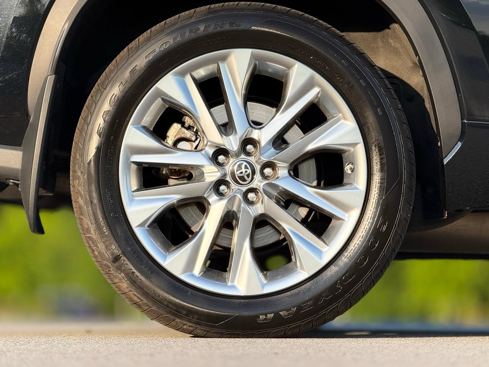 Used 2020 Toyota Highlander Limited AWD/4WD image 20